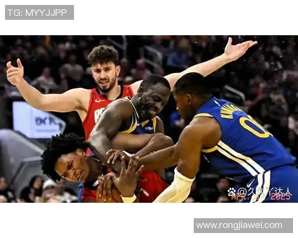 勇士与火箭激战正酣5月17日NBA季后赛精彩对决即将上演 勇士与火箭激战正酣5月17日NBA季后赛精彩对决即将上演