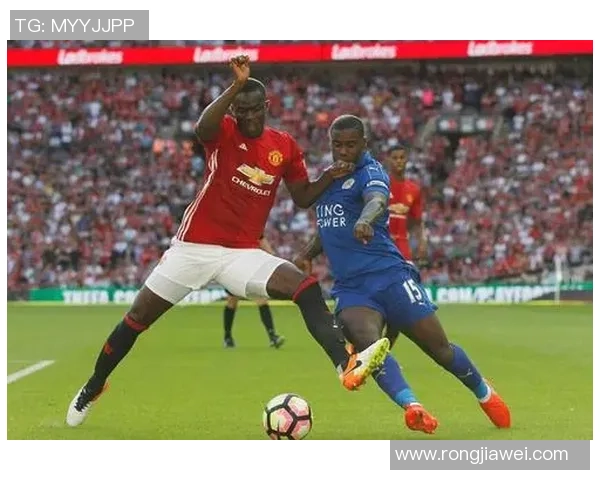 曼联对阵西布朗的精彩赛果分析与比赛亮点回顾