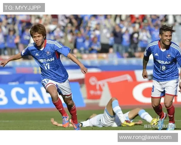 横兵水手迎战鹿岛鹿角展开激烈对决争夺亚冠资格赛晋级机会 横兵水手迎战鹿岛鹿角展开激烈对决争夺亚冠资格赛晋级机会